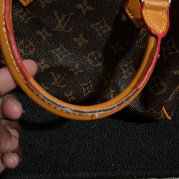 Matching purse and shoes - Picture 6 of 7